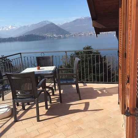 Ferienwohnung Apartment Laveno-Mombello Exterior foto