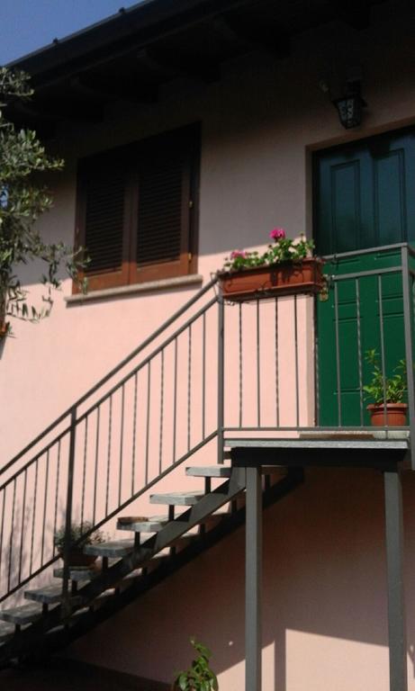 Ferienwohnung Apartment Laveno-Mombello Exterior foto